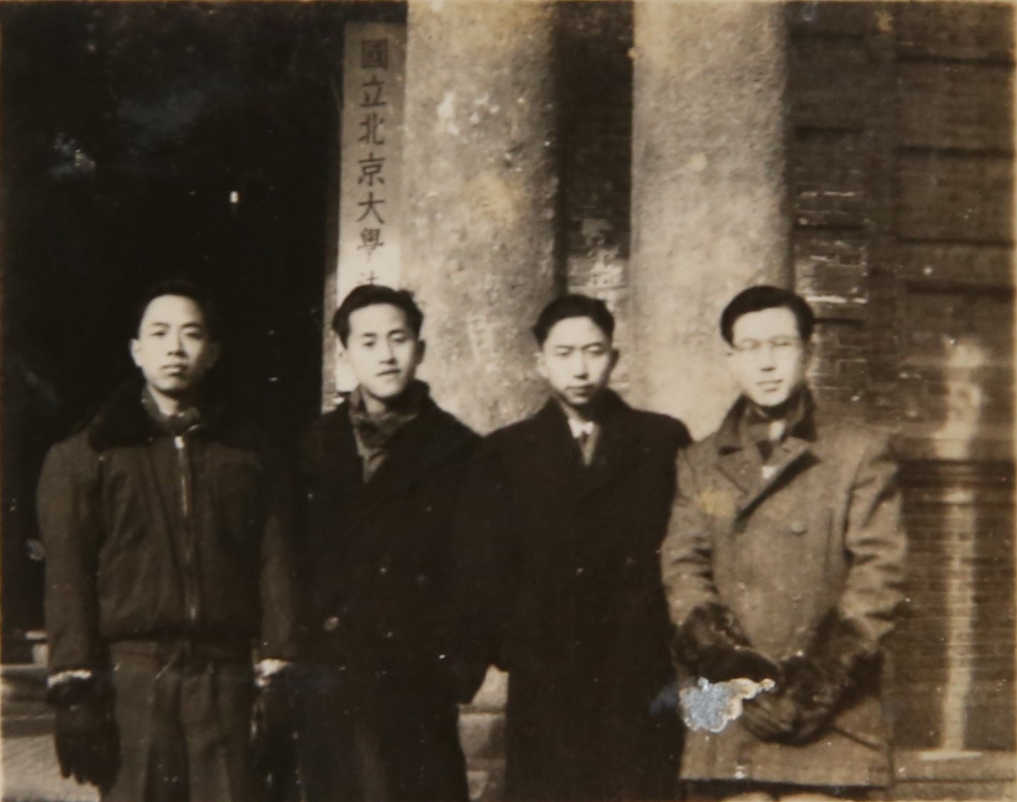 2-1-11在北大.JPG